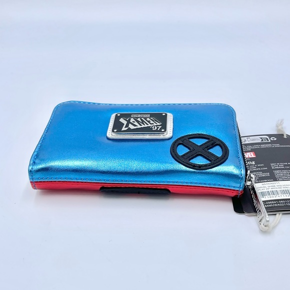 NEW Loungefly Marvel Studios X-Men ‘97 Metallic Shine Wolverine Zip Wallet - Picture 6 of 7